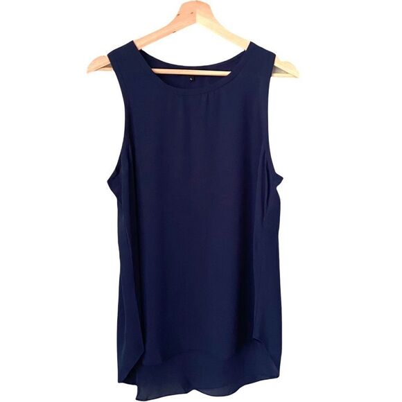 Olivaceous Basic Navy Blue Sleeveless Top in Size Large - Picture 7 of 8